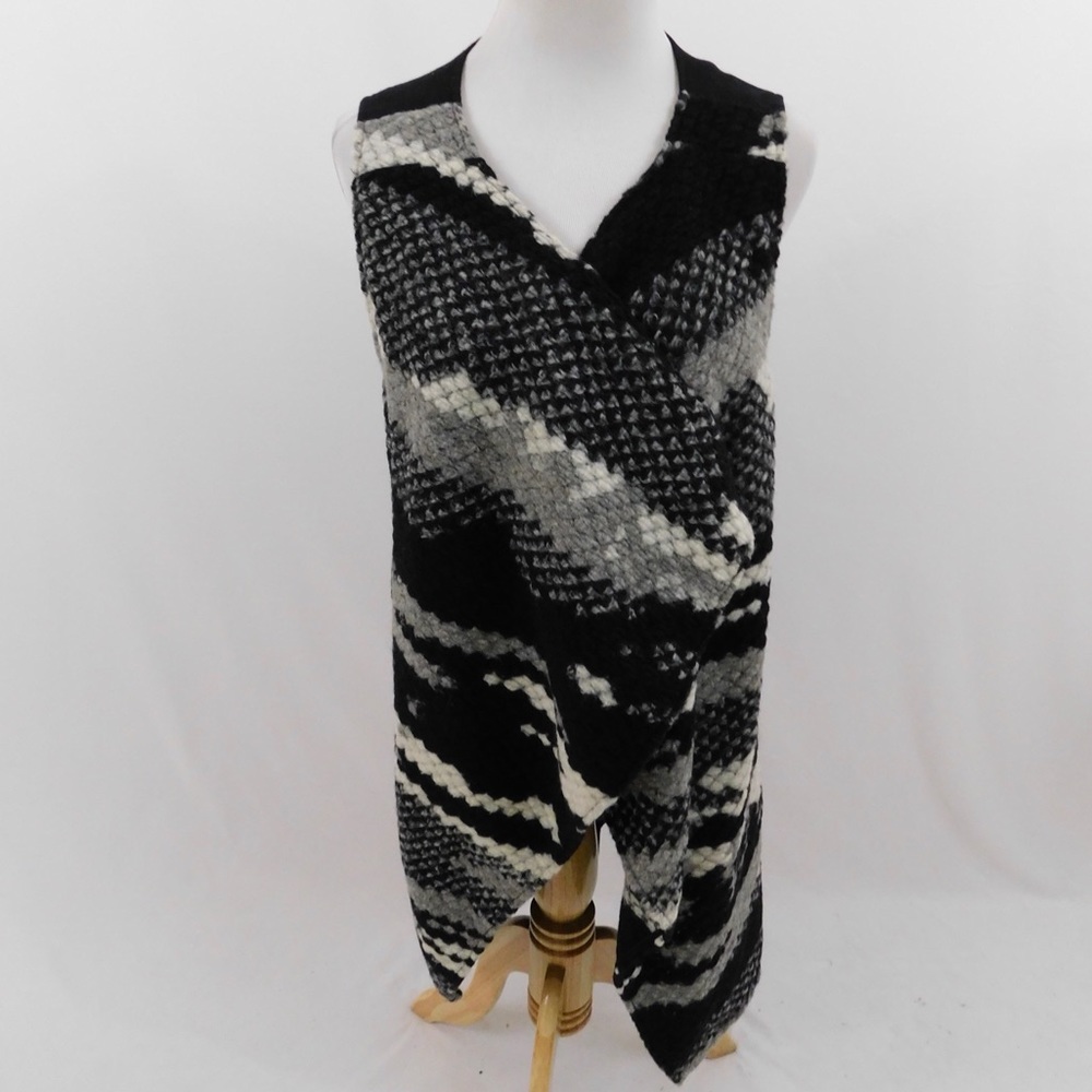 Guest Editor Vest - image 2